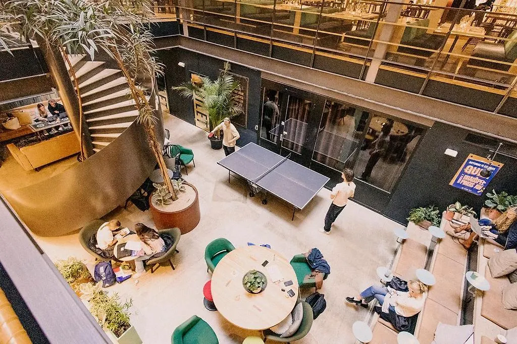Hotel With Urban Deli location