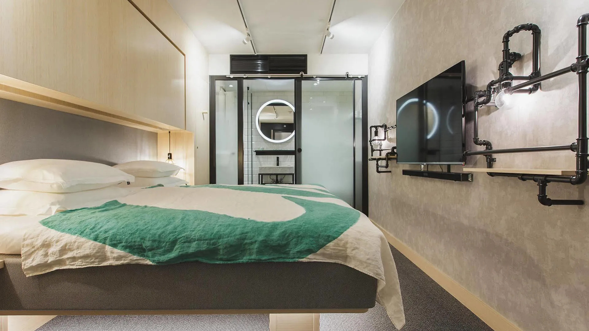 Hotel With Urban Deli Stockholm Schweden